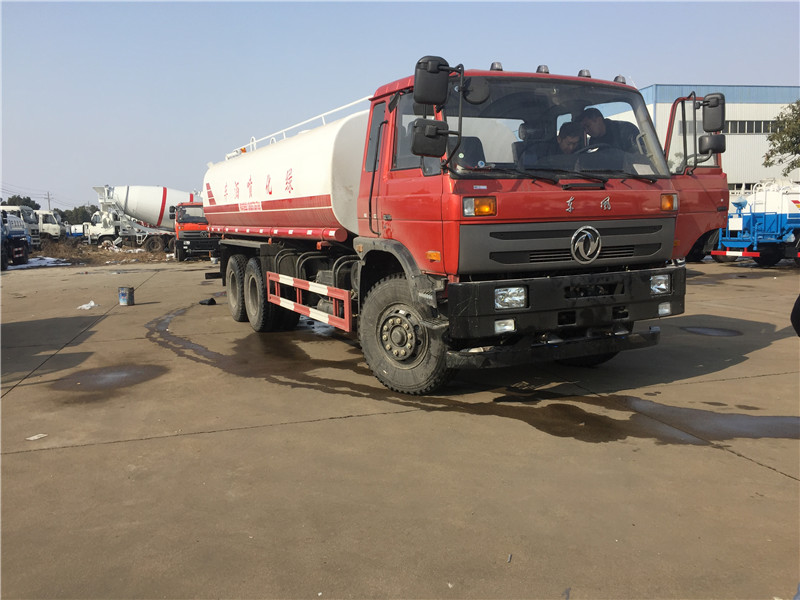 1524195071126470.jpg 灑 水 車88.jpg